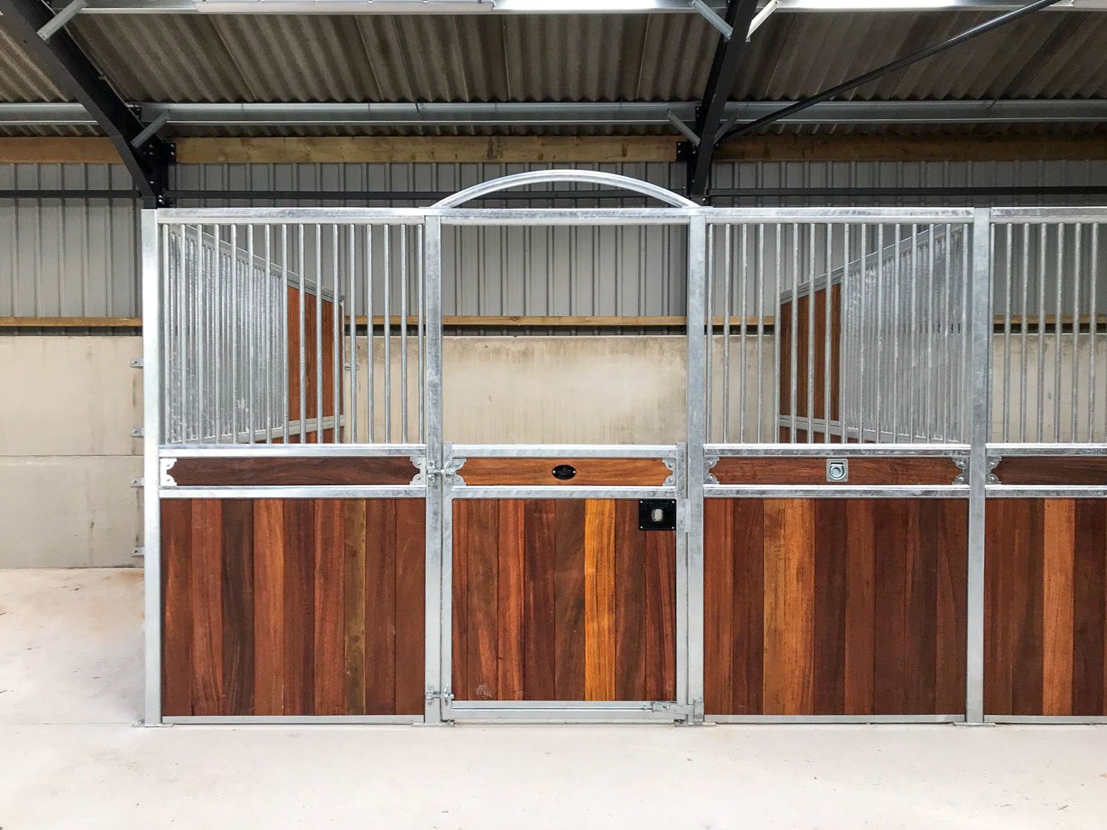 Imperial Plus Range with Bottom Swinging Doors, Arched Header Bar with Hardwood Infills.